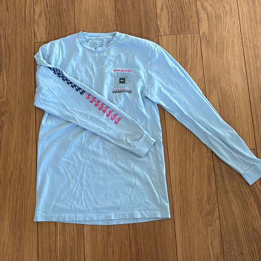 quicksilver light blue long sleeve